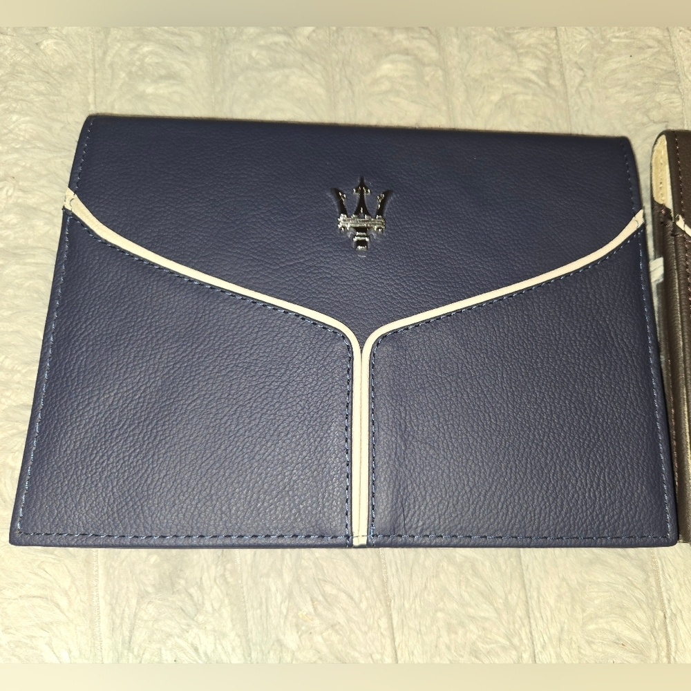 MASERATI LEVANTE OWNERS MANUAL QUICK REFENCE WARRANTY CARD SET AND CASE